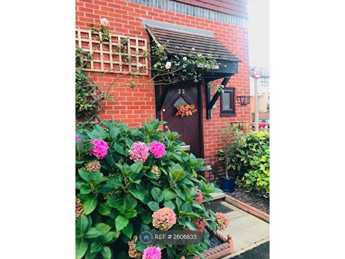 3 Bedroom Detached House To Rent In Armory Lane, Portsmouth, PO1