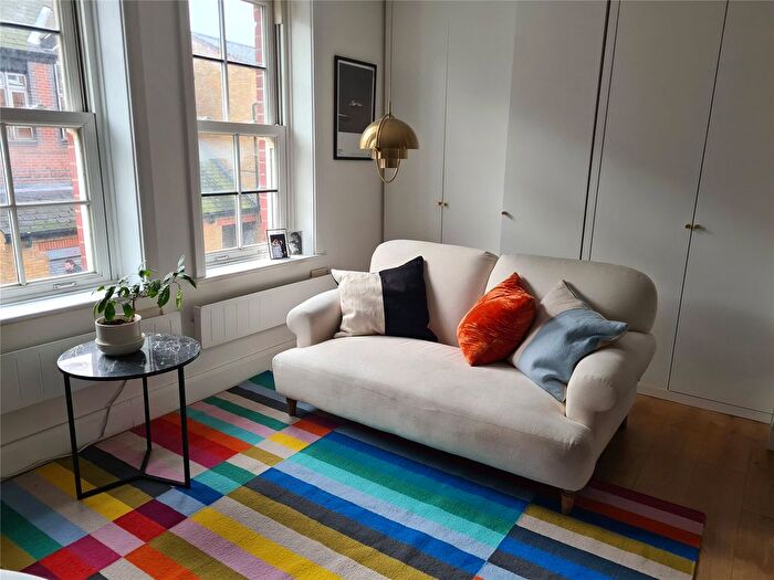 1 Bedroom Flat To Rent In Dawes Road, London, SW6