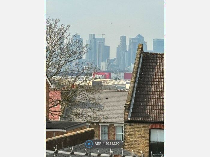 Studio To Rent In Charlton Church Lane, Charlton, SE7