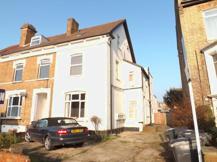 1 Bedroom Flat To Rent In Clifton Road, South Norwood, SE25