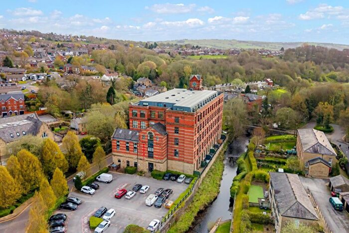 3 Bedroom Flat For Sale In Threadfold Way, Bolton, BL7