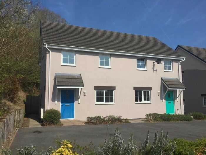3 Bedroom Semi-Detached House To Rent In Troed Yr Allt, Alltwalis, Carmarthen, SA32
