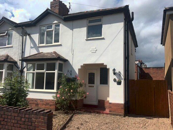 3 Bedroom Semi-Detached House To Rent In Leswell Grove, Kidderminster, Worcestershire, DY10