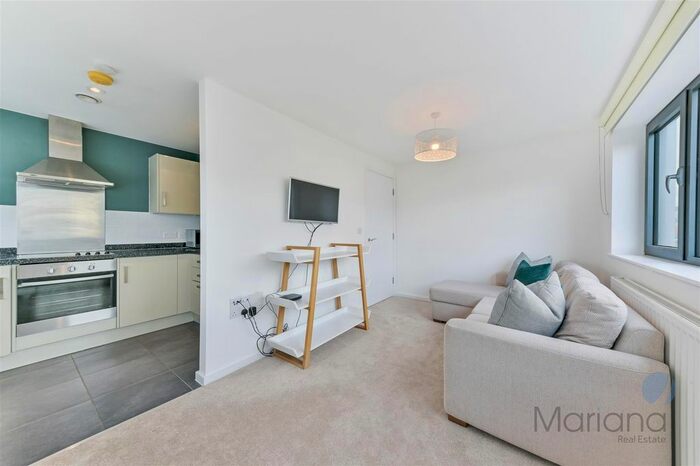 2 Bedroom Flat To Rent In Braque Building, Ewer Street, Southwark, London, SE1