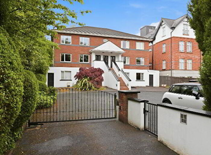 2 Bedroom Apartments For Sale In Apartment Deramore Manor A Deramore Park South, Belfast, BT9