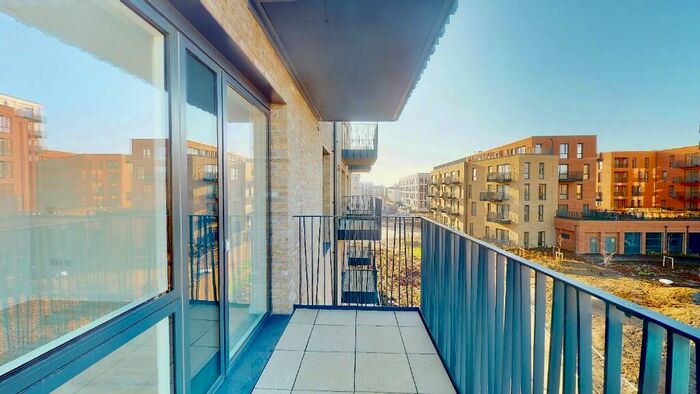 1 Bedroom Flat For Sale In Huntington House, Broadwater Road, Welwyn Garden City, AL7