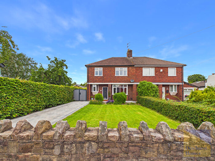 3 Bedroom Semi-Detached House For Sale In Manor Lane, Penwortham, Preston, PR1