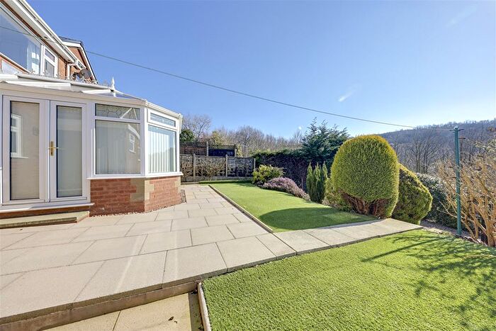 3 Bedroom Detached House For Sale In Redwood Drive, Rawtenstall, Rossendale, BB4