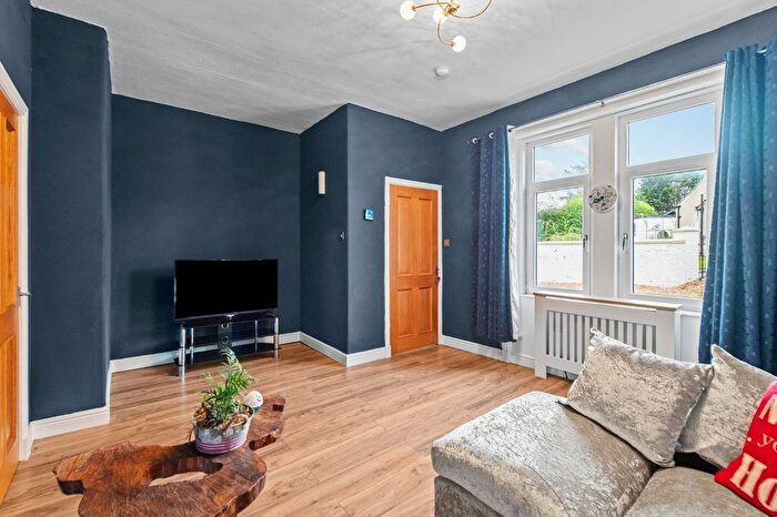 2 Bedroom Flat For Sale In West Main Street, Broxburn, EH52