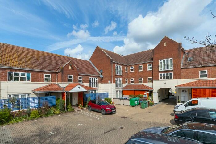 2 Bedroom Apartment To Rent In Beaufort Court, Beaufort Street, Easton, BS5