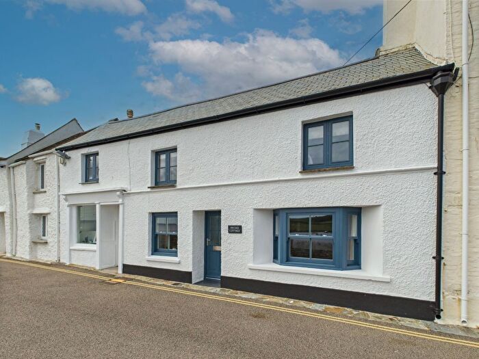 3 Bedroom Terraced House For Sale In Marine Parade, St Mawes, TR2