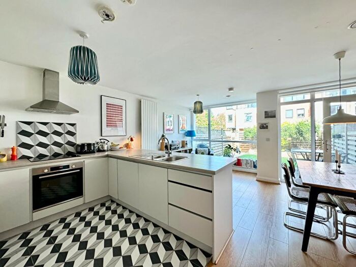 5 Bedroom Terraced House For Sale In Fry Street, Whalley Range, M16