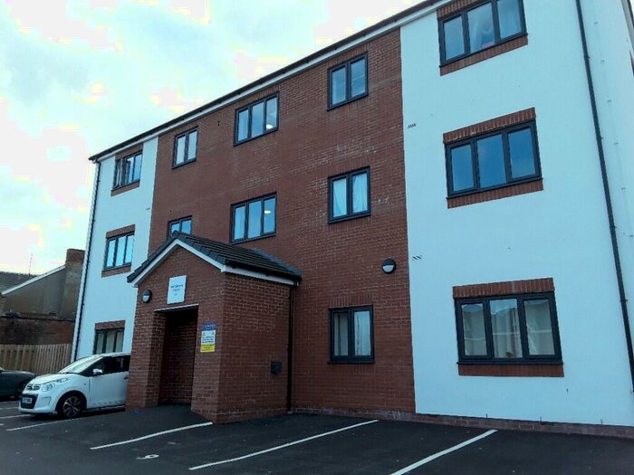 1 Bedroom Flat To Rent In Pimlott Drive, Winsford, Cheshire, CW7