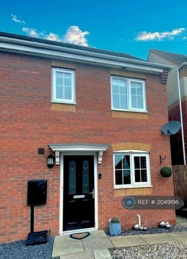2 Bedroom Semi-Detached House To Rent In Forsythia Close, Bedworth, CV12