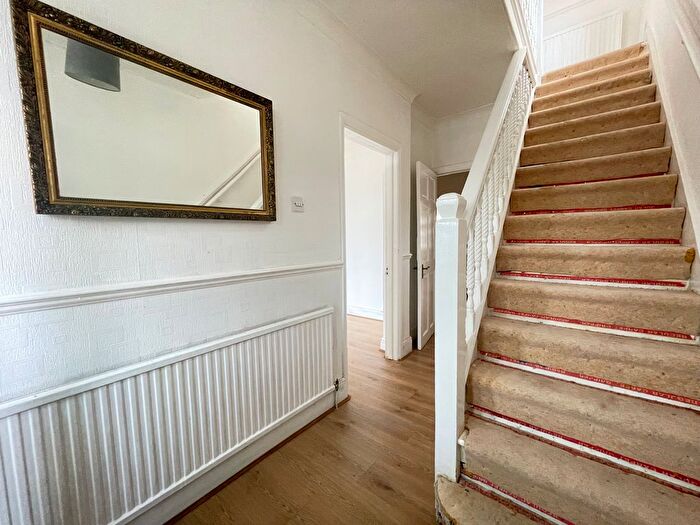 4 Bedroom Terraced House To Rent In Crow Lane, Romford, RM7