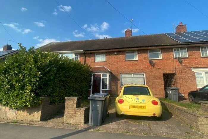 3 Bedroom Terraced House To Rent In Court Oak Road, Birmingham, B32