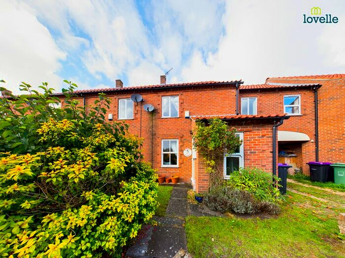 3 Bedroom Terraced House For Sale In Highfield Terrace, Glentham, LN8