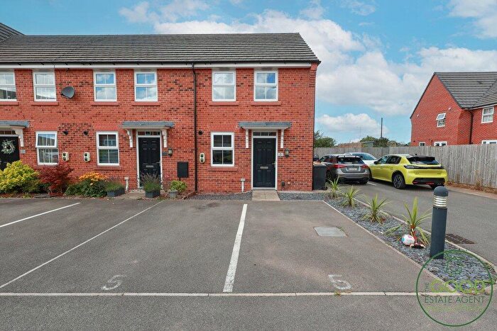 2 Bedroom End Of Terrace House For Sale In Normanby Close, Preston, PR4