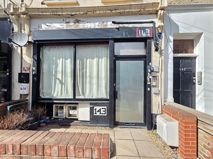 2 Bedroom Maisonette To Rent In Windmill Road, Croydon., CR0