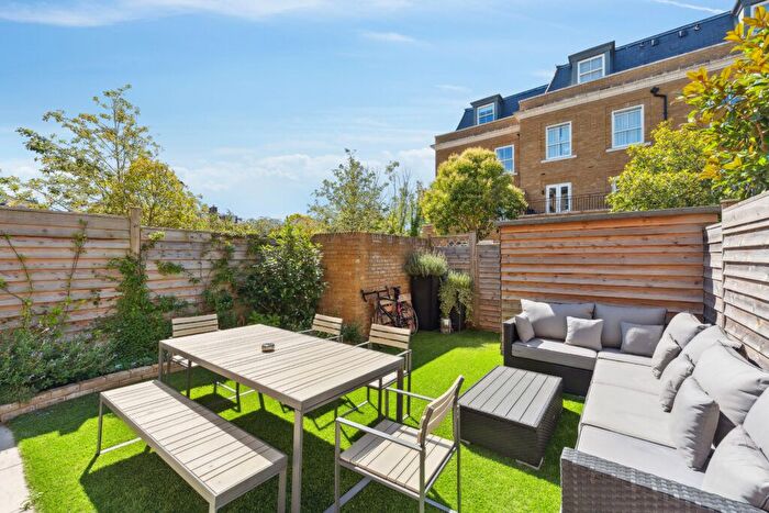 4 Bedroom Terraced House To Rent In Brewery Lane, Twickenham, TW1