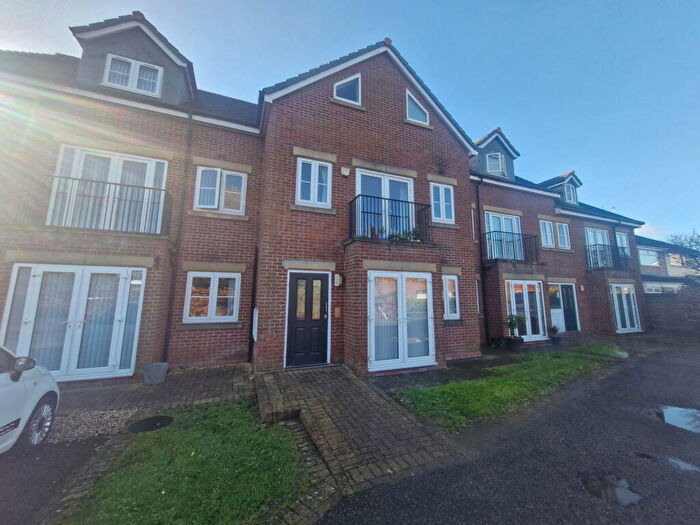 2 Bedroom Flat For Sale In Liverpool Road, Lydiate, Liverpool, L31