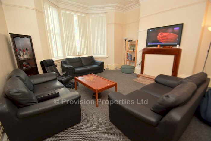 9 Bedroom Terraced House To Rent In Cardigan Road, Headingley, Leeds, LS6