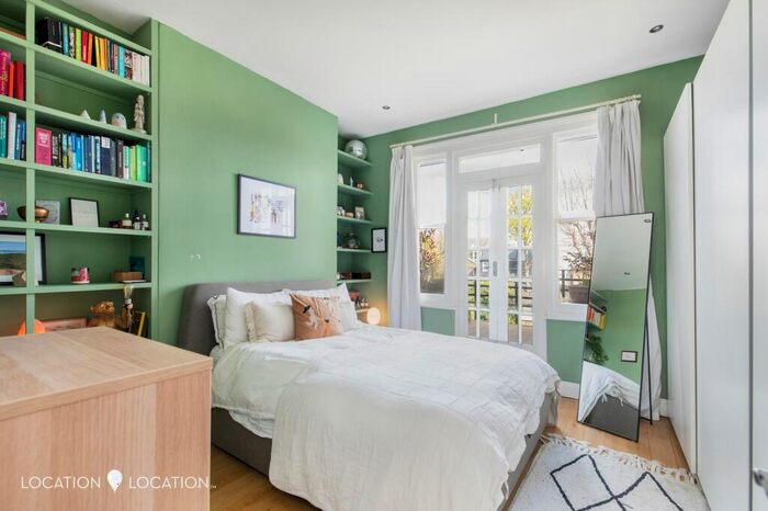 1 Bedroom Flat To Rent In Kenninghall Road, London, E5