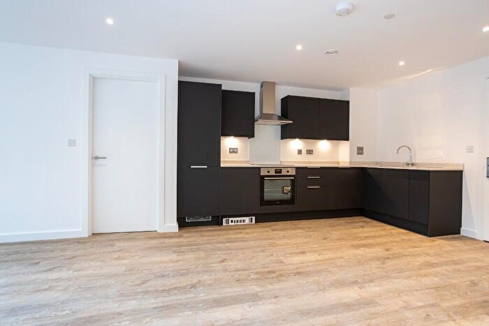 2 Bedroom Flat To Rent In Flat, Hairpin House, Bradford Street, Birmingham, B12