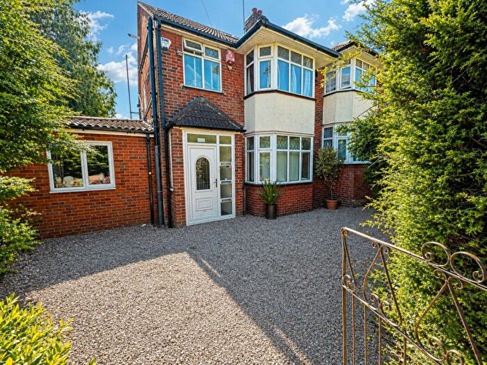 1 Bedroom Flat To Rent In Flat, Crawley Green Road, Luton, Bedfordshire, LU2