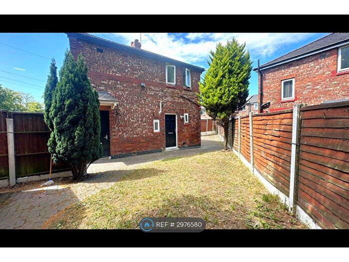 3 Bedroom Semi-Detached House To Rent In Mauldeth Road West, Manchester, M20