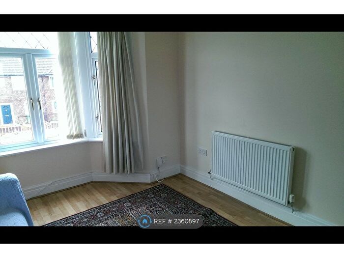 1 Bedroom Flat To Rent In Caerphilly Road, Cardiff, CF14