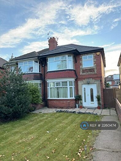 3 Bedroom Semi-Detached House To Rent In Thorne Road, Doncaster, DN2
