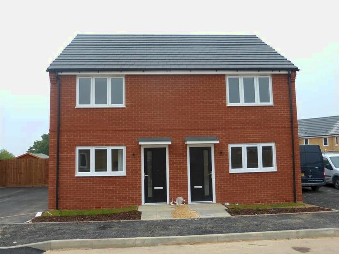 2 Bedroom Property To Rent In Purbeck Drive, Corby, NN18
