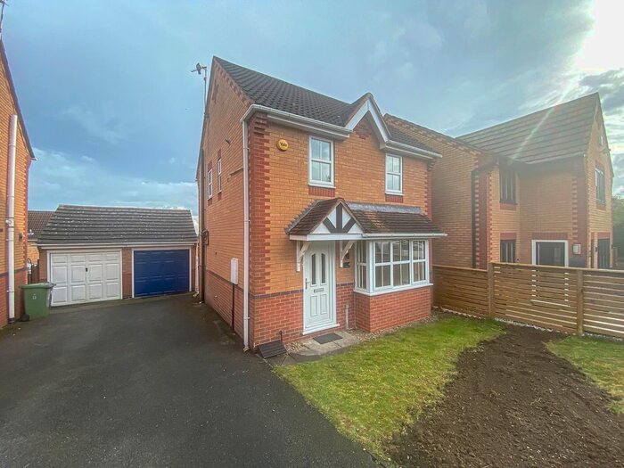 3 Bedroom Detached House To Rent In Findern Close, Belper, DE56