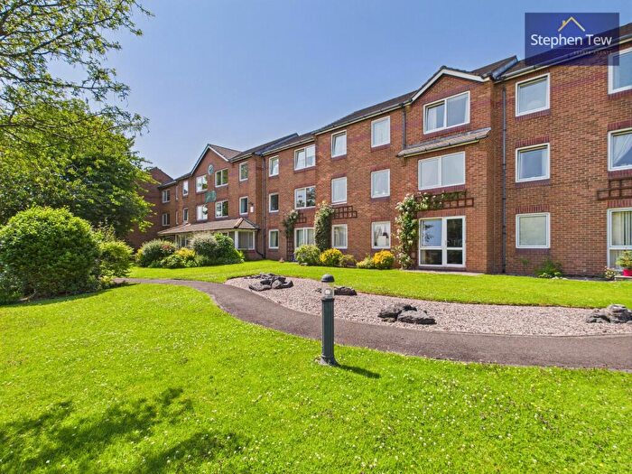 2 Bedroom Retirement Property For Sale In Whitegate Drive, Blackpool, FY3