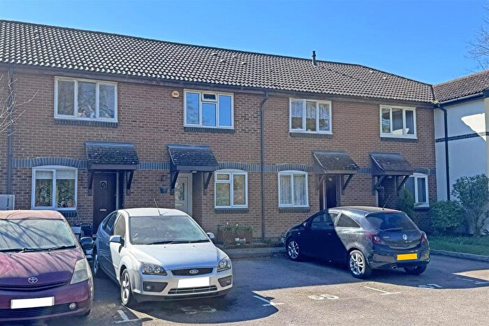 2 Bedroom Terraced House For Sale In Wordsworth Mead, Redhill, RH1