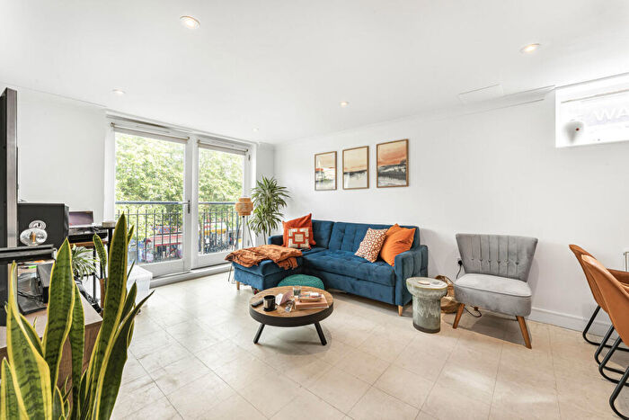 1 Bedroom Apartment To Rent In Kingsland Road, London, E8