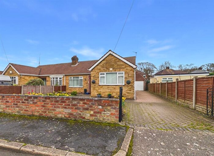 2 Bedroom Semi-Detached Bungalow For Sale In Reynolds Close, Melton, HU14