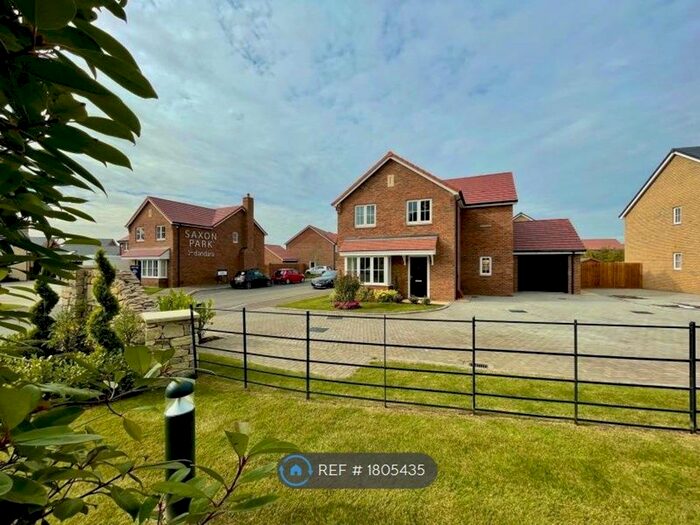 4 Bedroom Detached House To Rent In Peacock Lane, Biddenham, Bedford, MK40