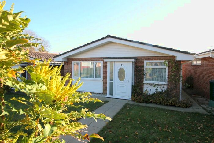 2 Bedroom Detached Bungalow To Rent In St. Edmunds Walk, Wootton Bridge, Ryde PO33
