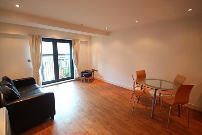 1 Bedroom Flat To Rent In Bluecoat House, North Sherwood Street, Nottingham, NG1