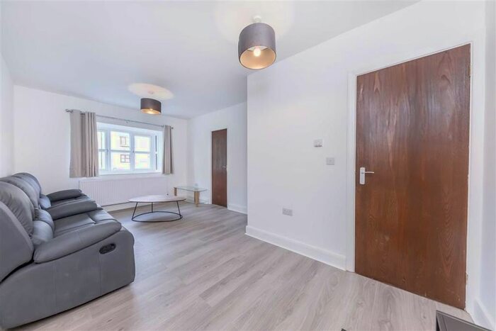 1 Bedroom Flat To Rent In Hawarden Hill, Brook Road, London, NW2