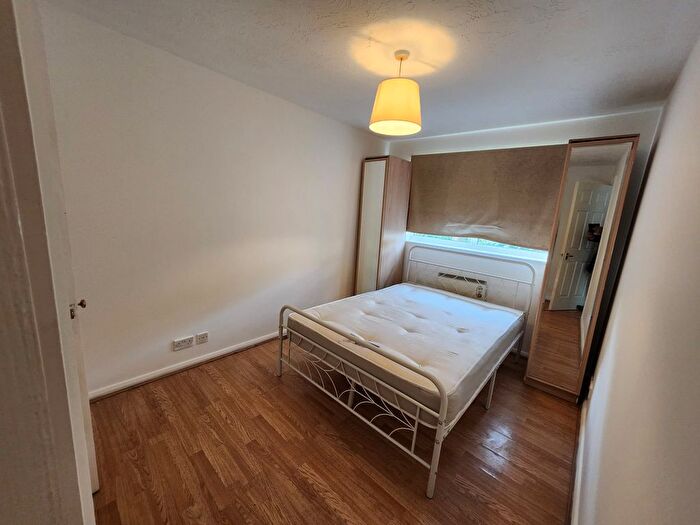 2 Bedroom Flat To Rent In Cuthberga Close, Barking, IG11