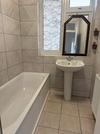 2 Bedroom Maisonette To Rent In Harrow Road, Wembley, HA0