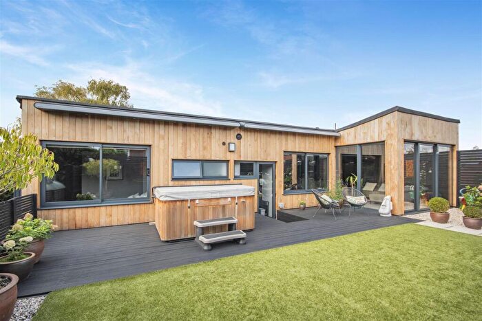 3 Bedroom Detached Bungalow For Sale In Muzzle Patch, Tibberton, GL2