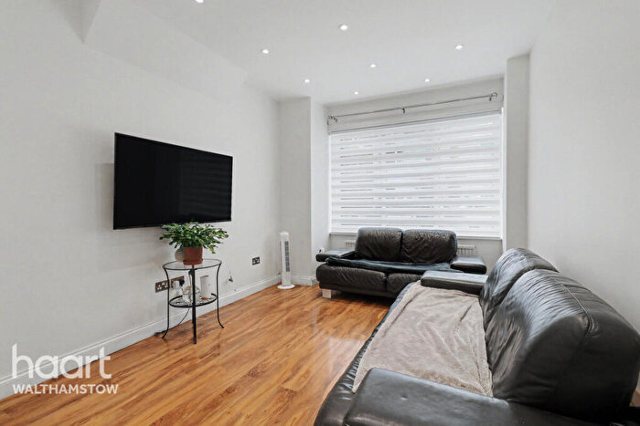 3 Bedroom Terraced House For Sale In Salop Road, Walthamstow, E17