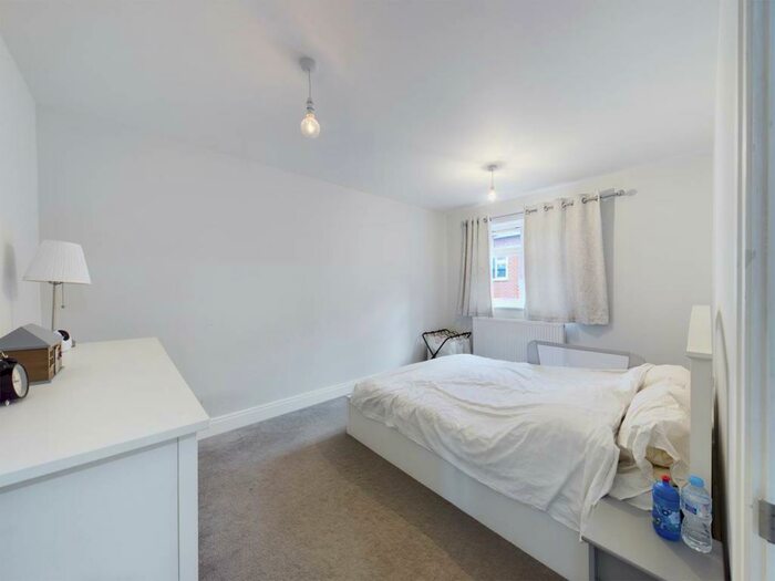 3 Bedroom House To Rent In Westdale Road, SE18