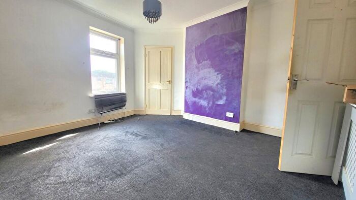 3 Bedroom End Of Terrace House For Sale In Wellington Street, Peterborough, PE1