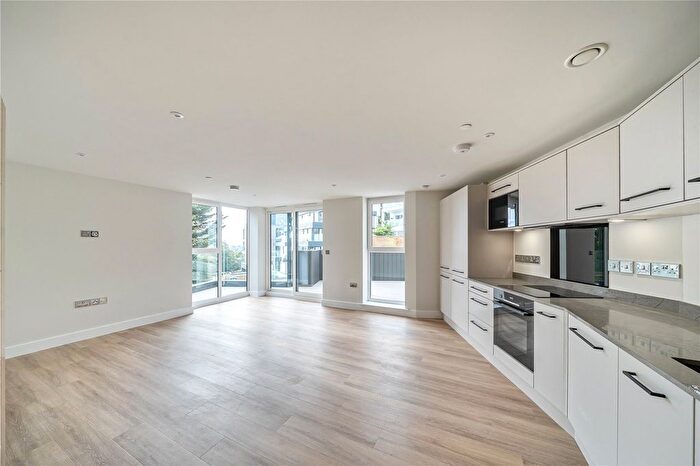 2 Bedroom Flat For Sale In Highmoor Road, Poole, Dorset, BH14