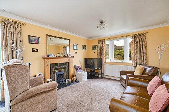 2 Bedroom Bungalow For Sale In Hillside Close, Addingham, Ilkley, West Yorkshire, LS29